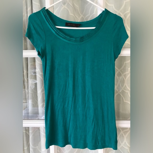 The Limited size M green satiny-collared short-sleeve shirt, high-quality - Picture 1 of 5